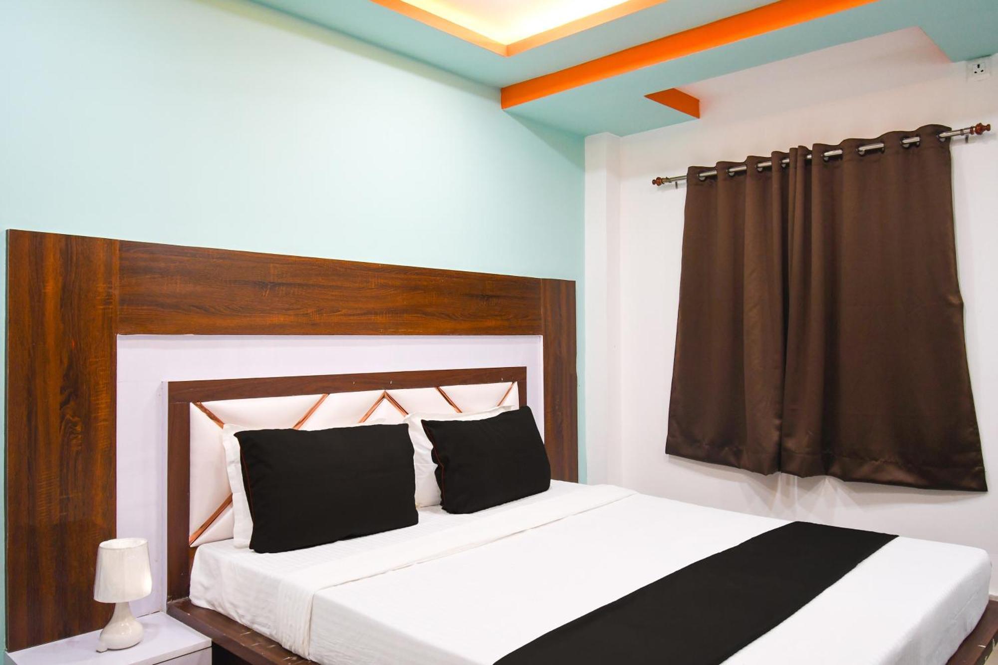 Hotel O The Royal Velvet Kolkata